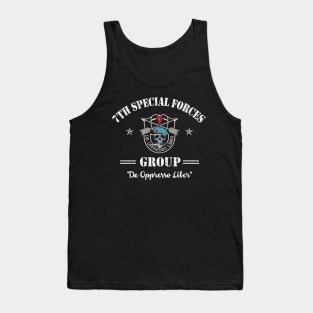 Proud US Army 7th Special Forces Group Skull De Oppresso Liber SFG - Gift for Veterans Day 4th of July or Patriotic Memorial Day Tank Top